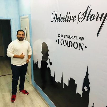 Sherlock Holmes Hostel Baky Esterno foto