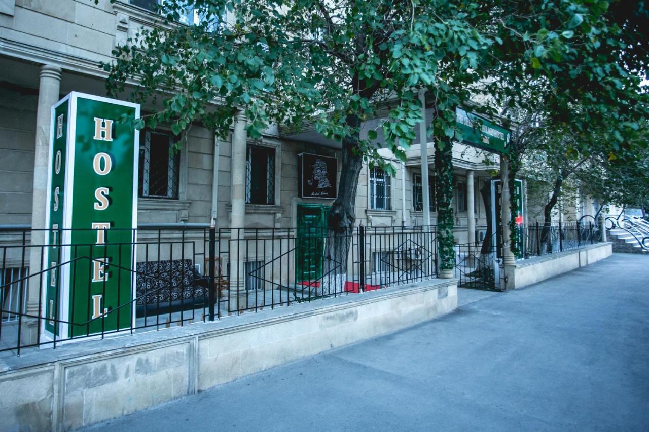 Sherlock Holmes Hostel Baky Esterno foto