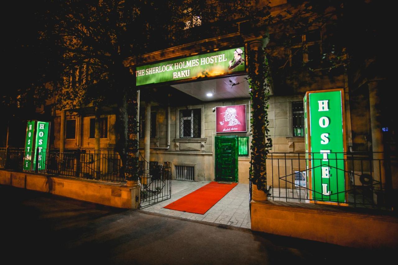 Sherlock Holmes Hostel Baky Esterno foto