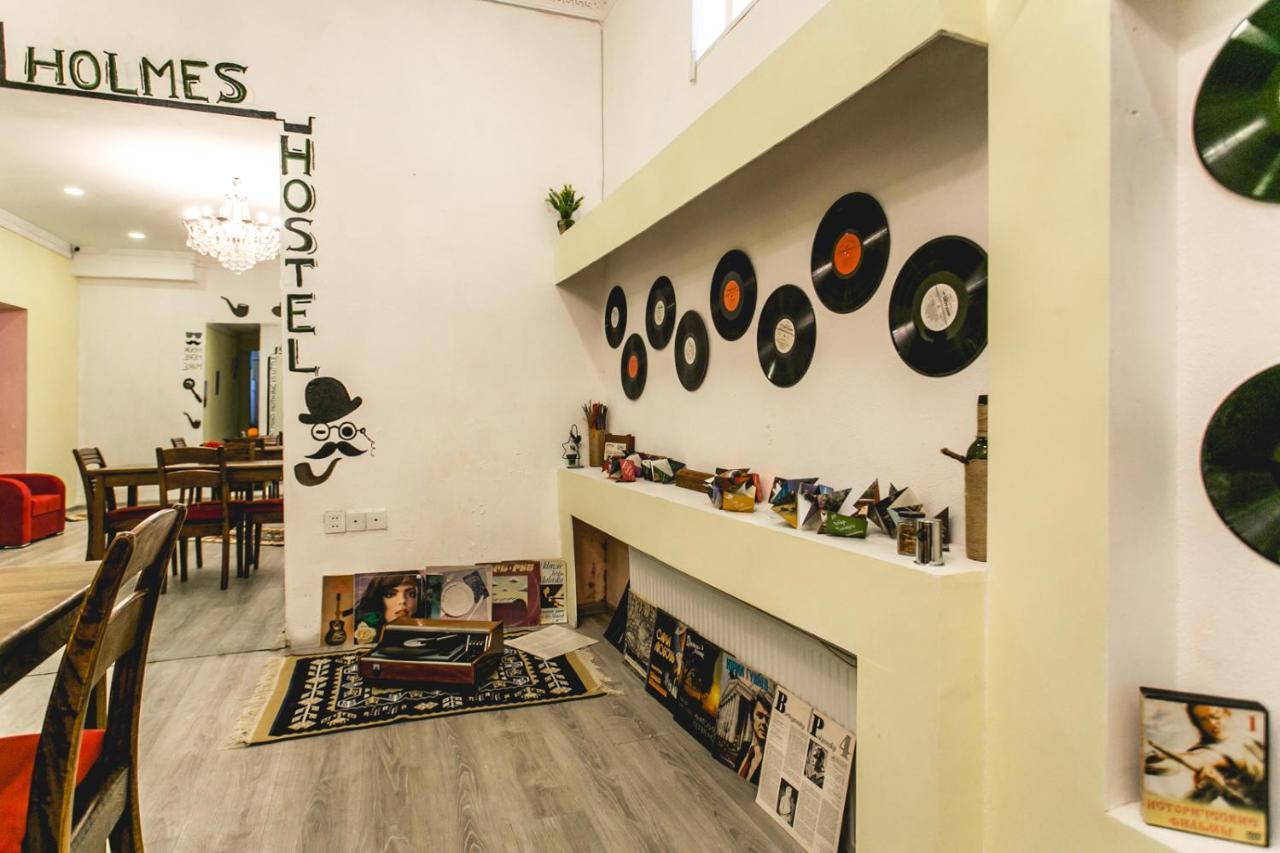 Sherlock Holmes Hostel Baky Esterno foto
